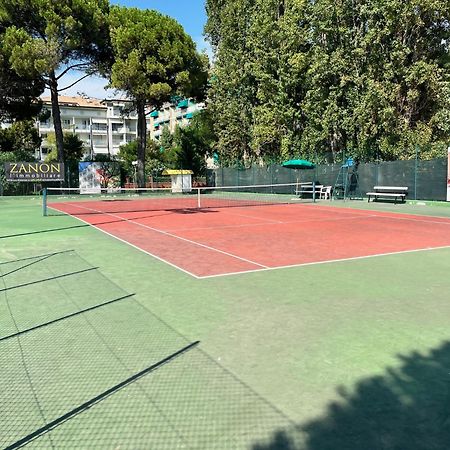 Sunny Home, Appartamento In Centro E Vicino Alla Spiaggia Grado Exterior photo