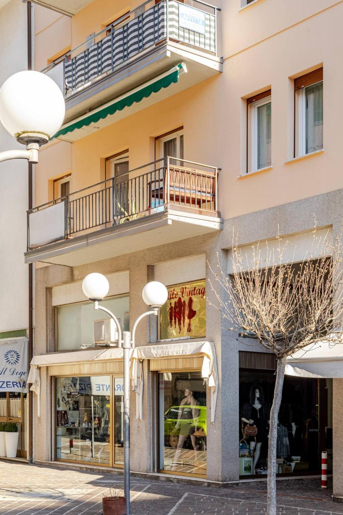 Sunny Home, Appartamento In Centro E Vicino Alla Spiaggia Grado Exterior photo