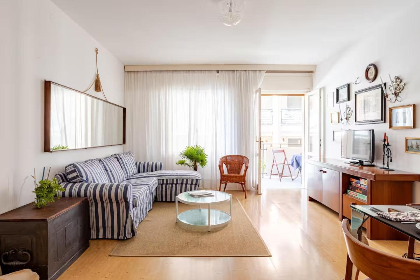 Sunny Home, Appartamento In Centro E Vicino Alla Spiaggia Grado Exterior photo